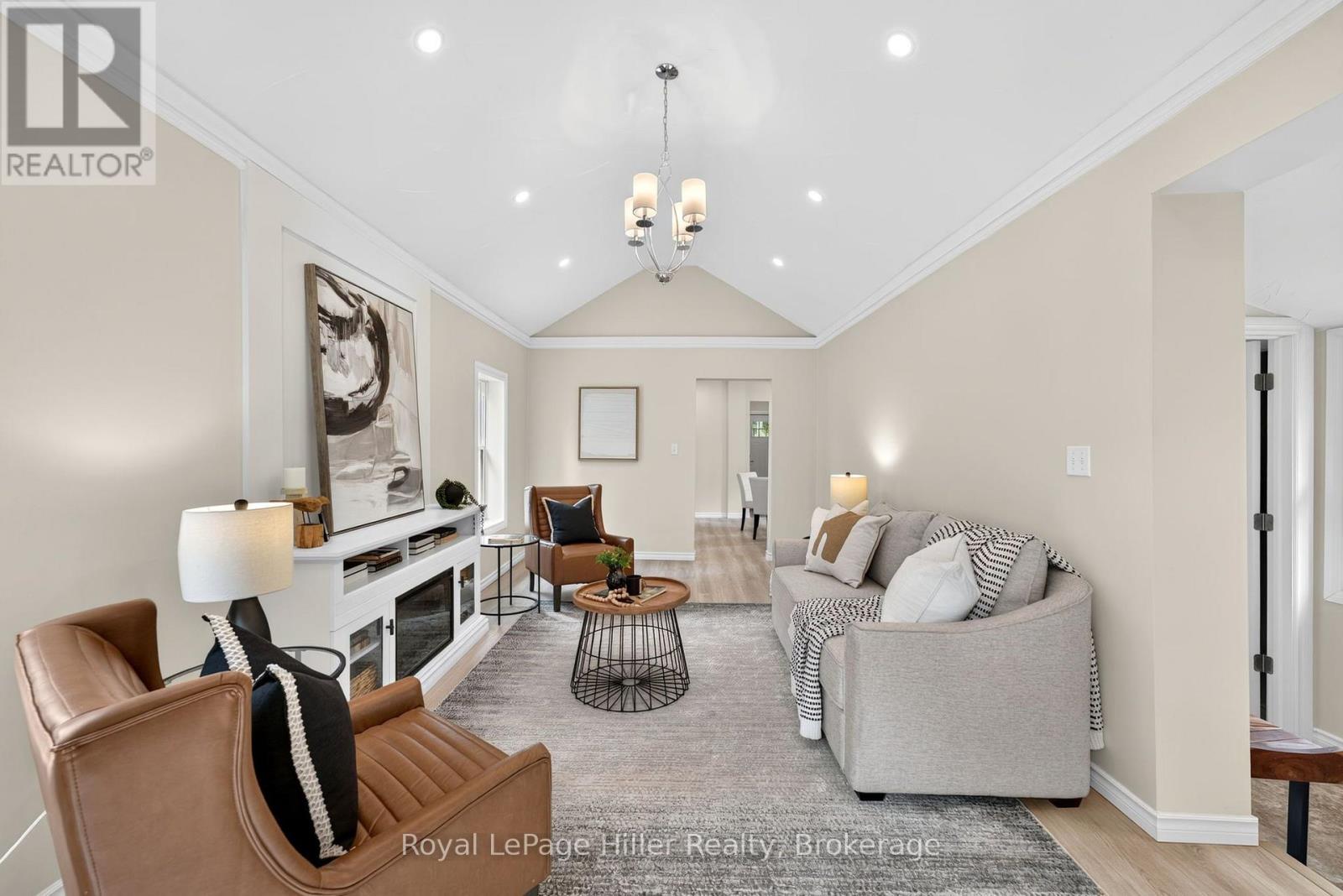137 REBECCA STREET - Image 20