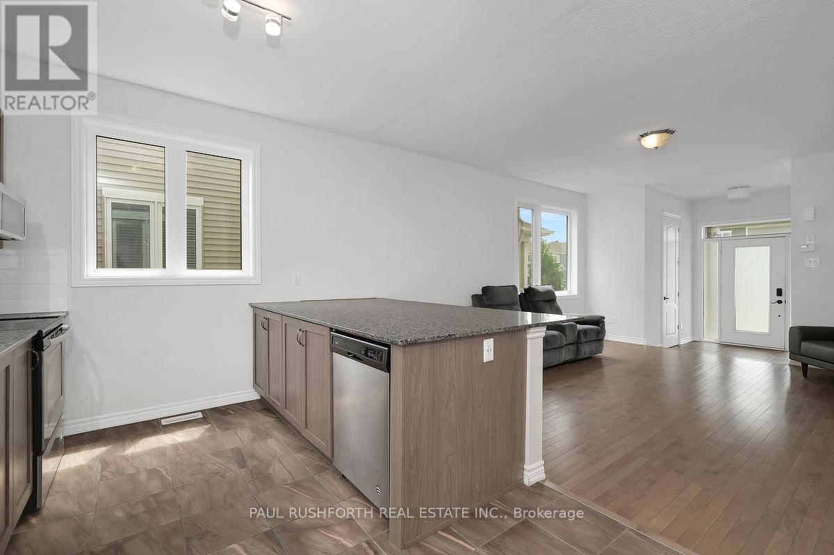 305 LAMARCHE AVENUE - 10