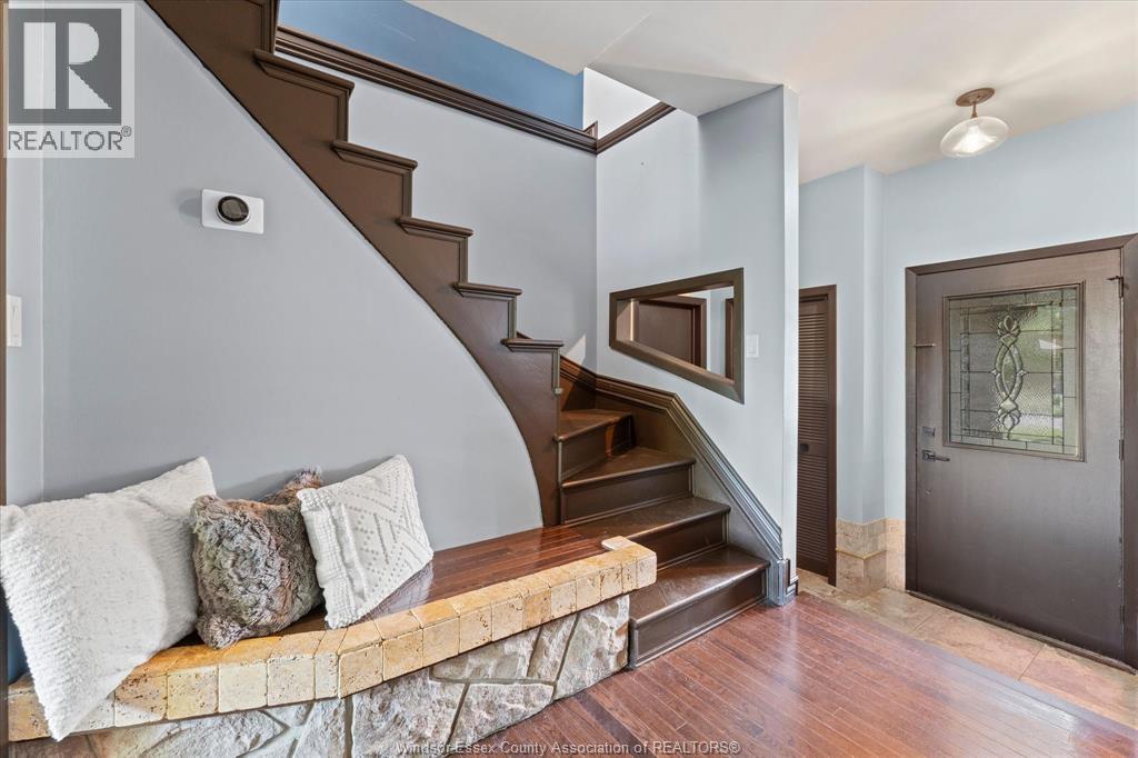 4060 KENNEDY DRIVE - 8