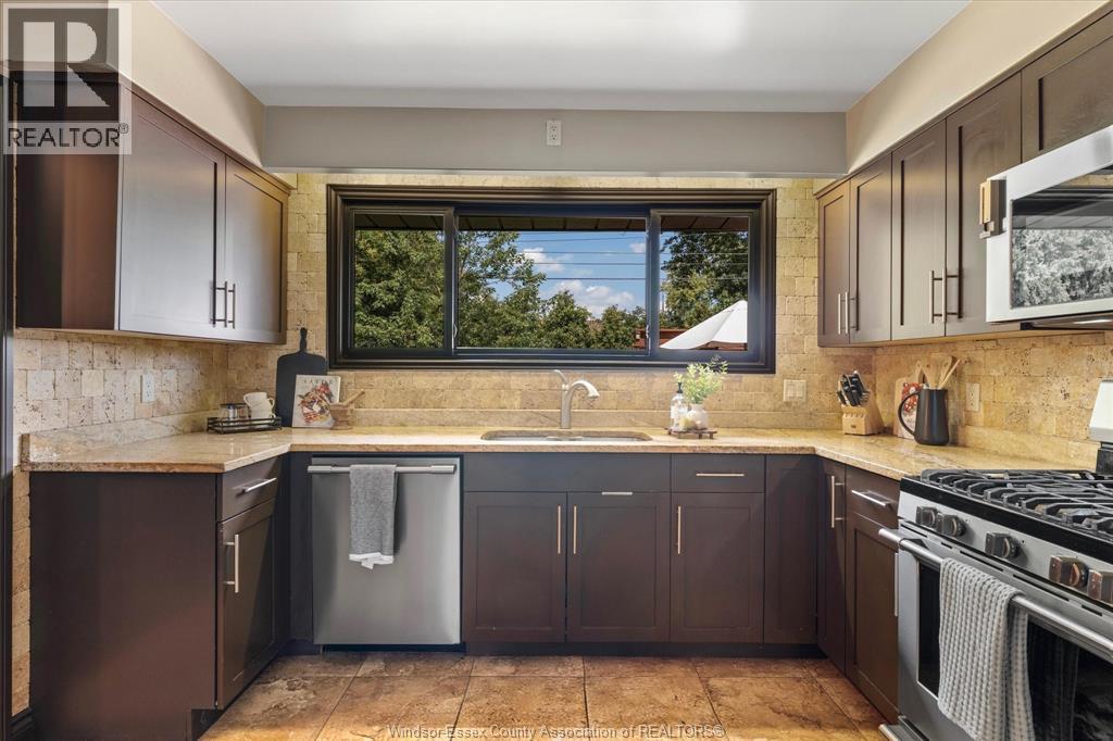 4060 KENNEDY DRIVE - Image 15