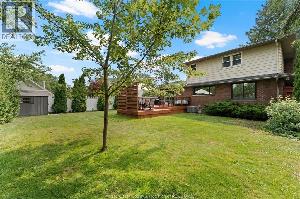 4060 KENNEDY DRIVE - Image 36