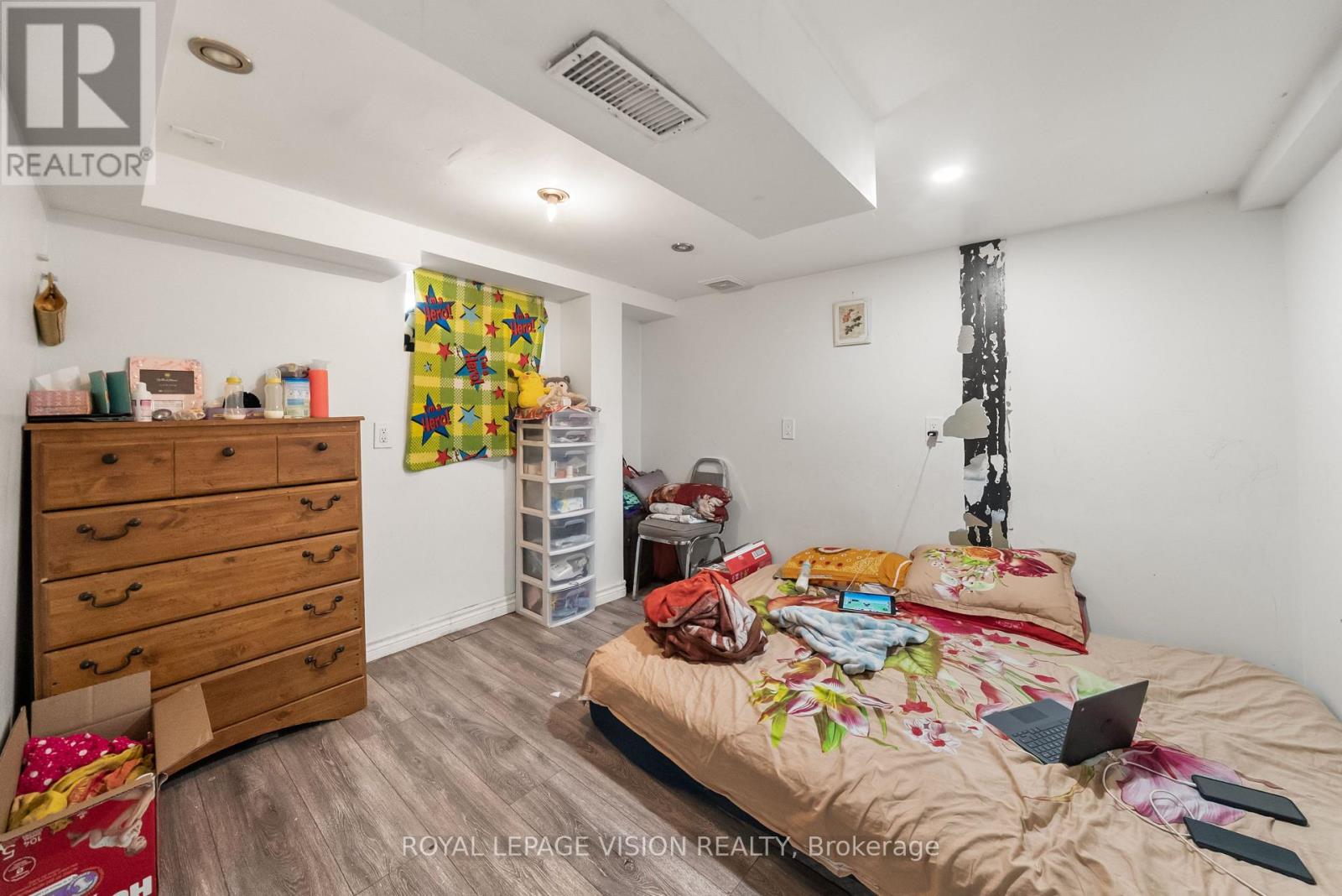27 EASTVILLE AVENUE - 23