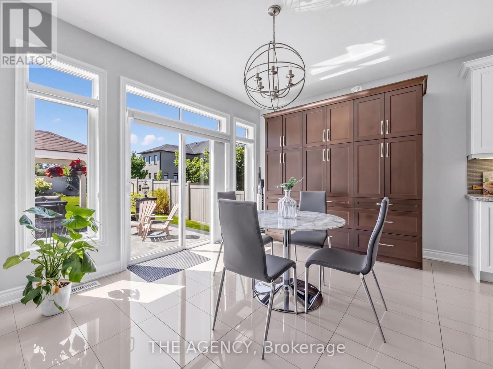 576 OAKWOOD DRIVE - 14