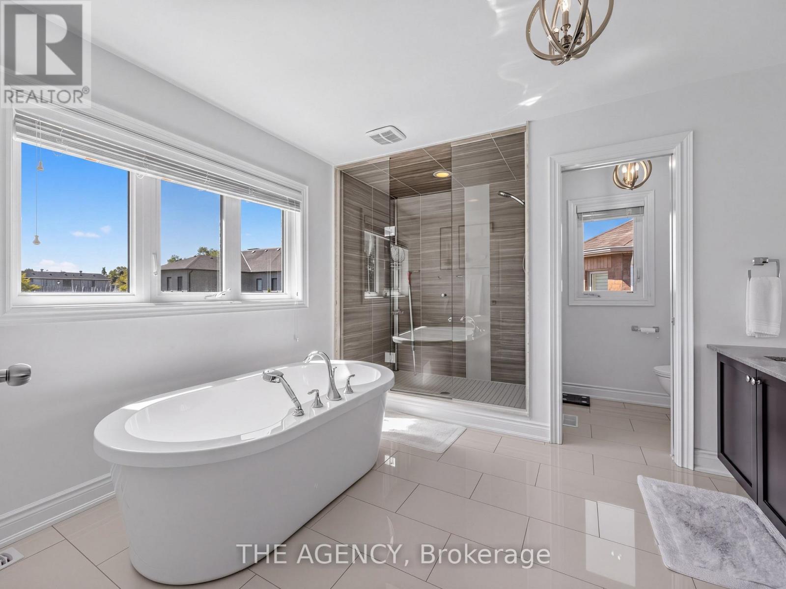 576 OAKWOOD DRIVE - 20