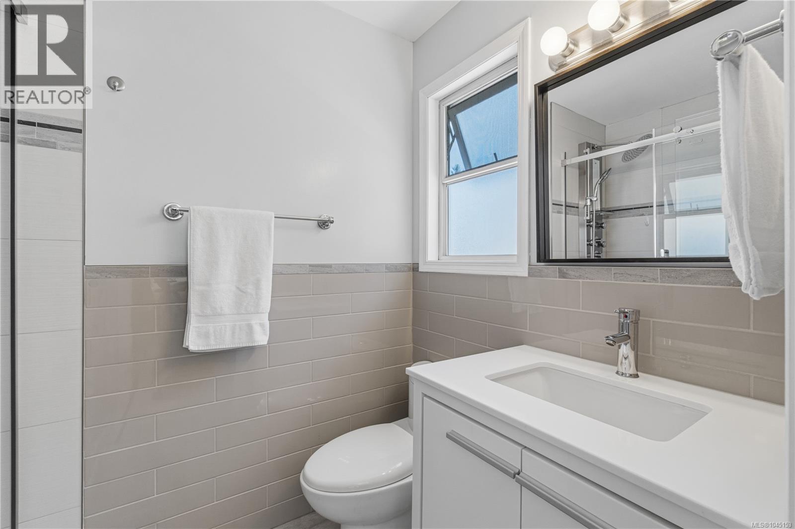 4971 Fillinger Cres - 24