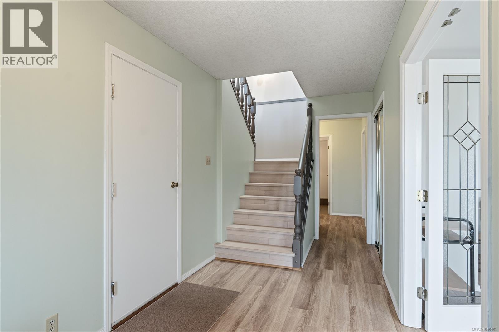 4971 Fillinger Cres - 43