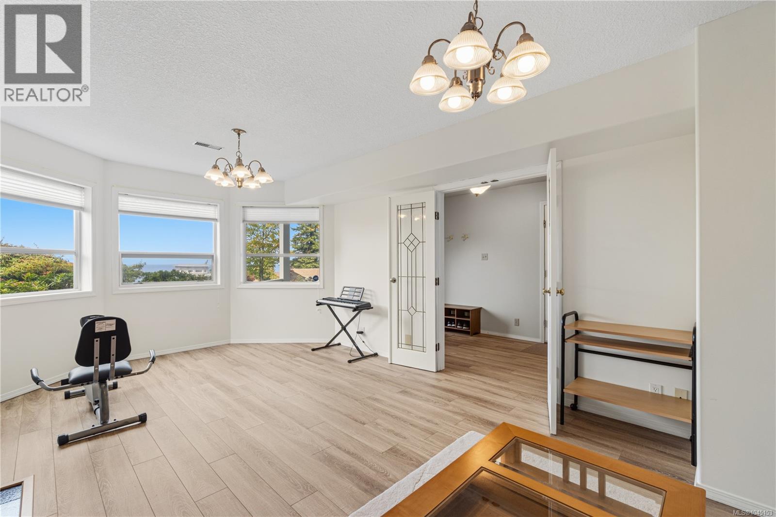 4971 Fillinger Cres - Image 46