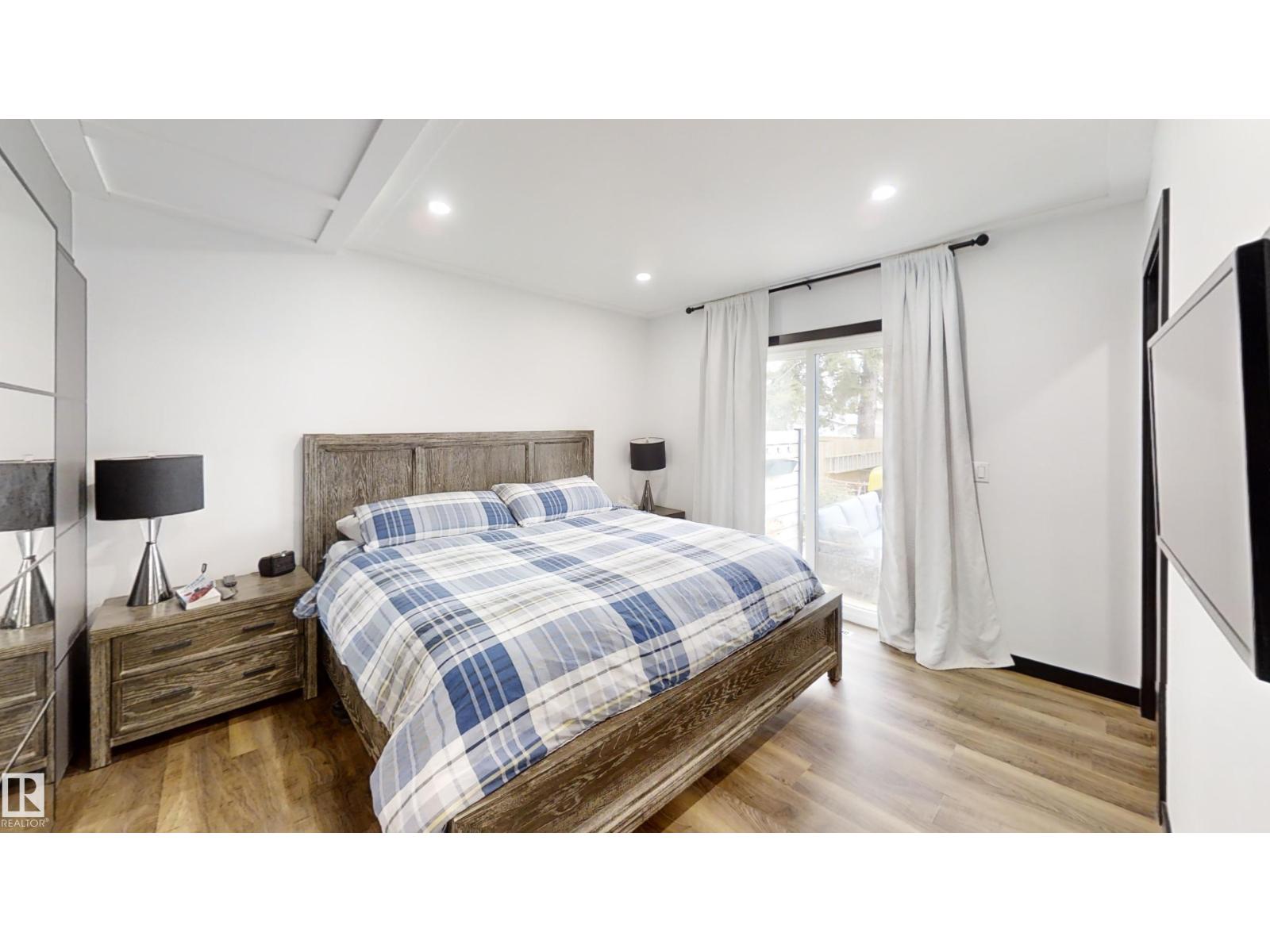 6115 95 AV NW - Image 14
