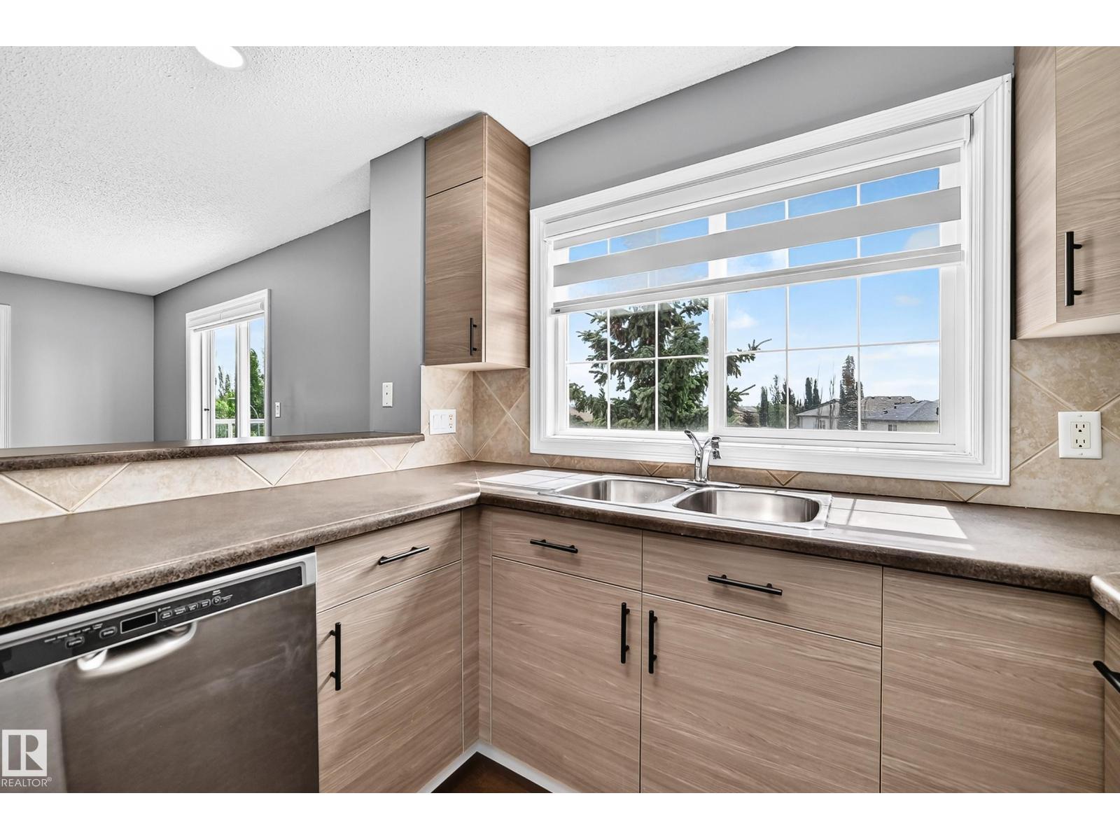 #301 13830 150 AV NW - Image 10