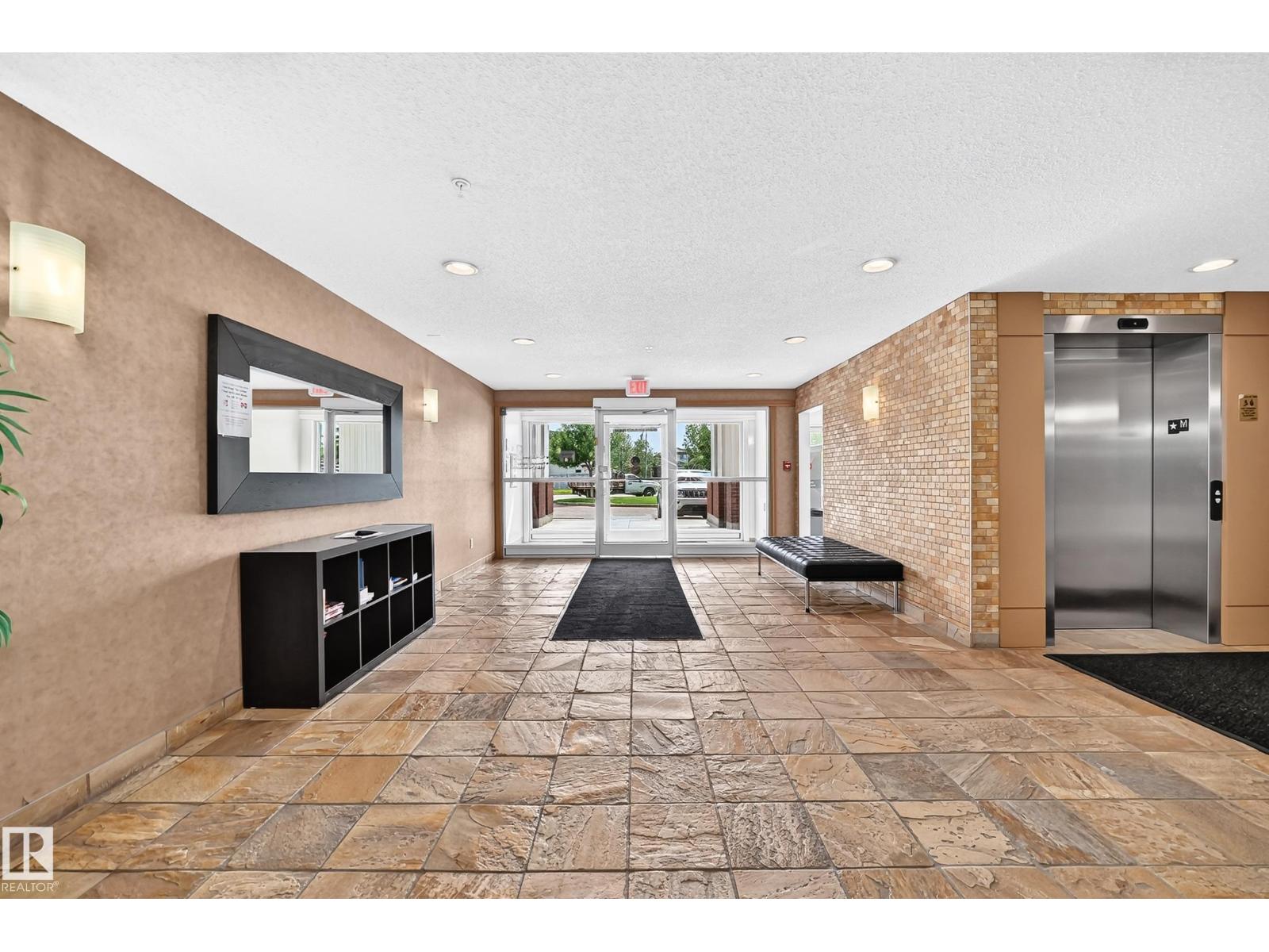 #301 13830 150 AV NW - Image 45