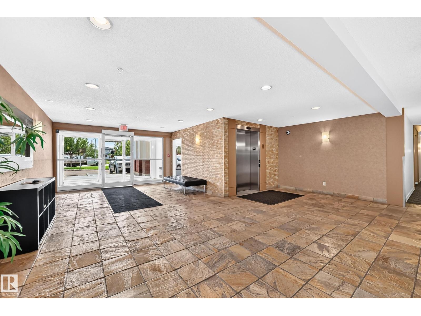 #301 13830 150 AV NW - Image 46