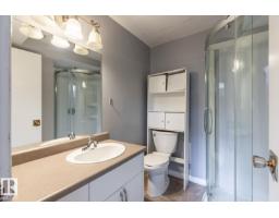 1035 Lakewood Rd N Nw, Edmonton, AB T6K3B1 Photo 15