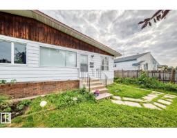 1035 Lakewood Rd N Nw, Edmonton, AB T6K3B1 Photo 20