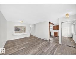 1035 Lakewood Rd N Nw, Edmonton, AB T6K3B1 Photo 24