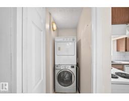 1035 Lakewood Rd N Nw, Edmonton, AB T6K3B1 Photo 53