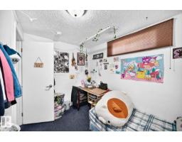 1035 Lakewood Rd N Nw, Edmonton, AB T6K3B1 Photo 70