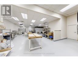 14800 Yonge Street, Aurora, ON L4G1N3 Photo 27