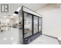 14800 Yonge Street, Aurora, ON L4G1N3 Photo 29
