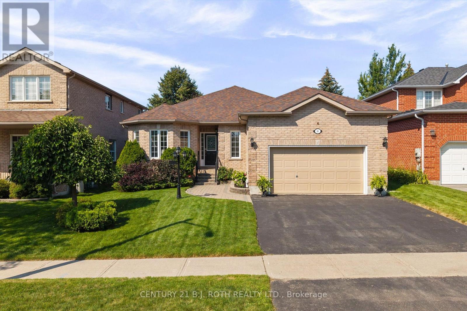 14 PRINCE GEORGE CRESCENT - 1