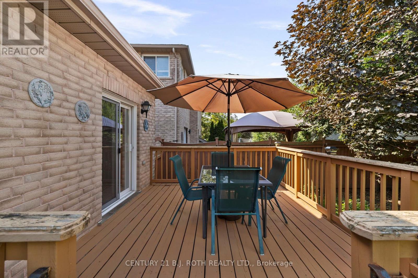 14 PRINCE GEORGE CRESCENT - 31