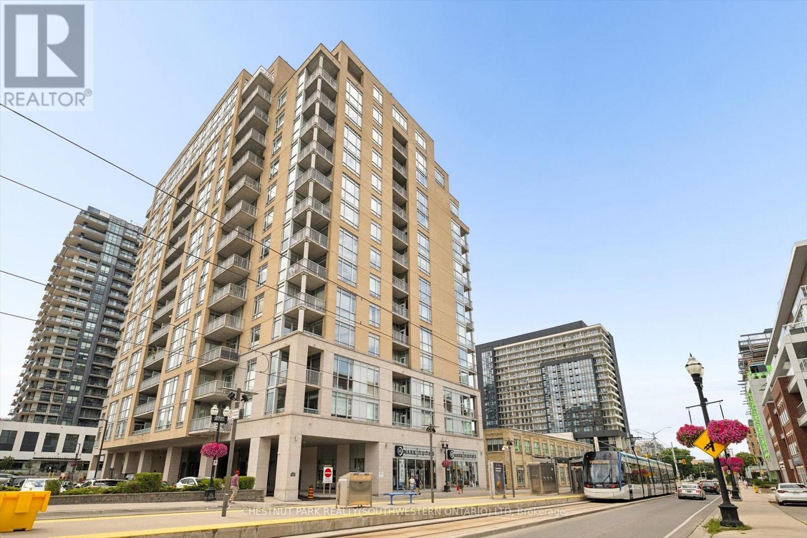 #705 191 KING STREET S - 32