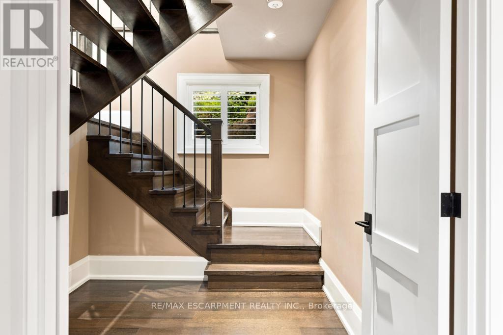 253 ROSSMORE BOULEVARD - 38