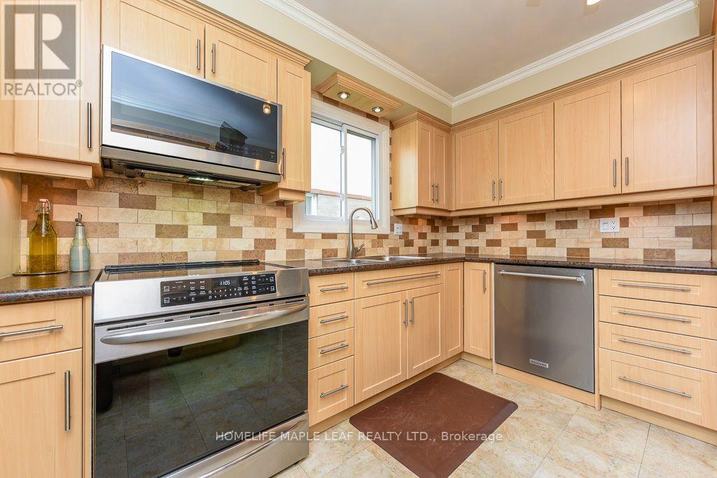 30 PRIMROSE CRESCENT - 20