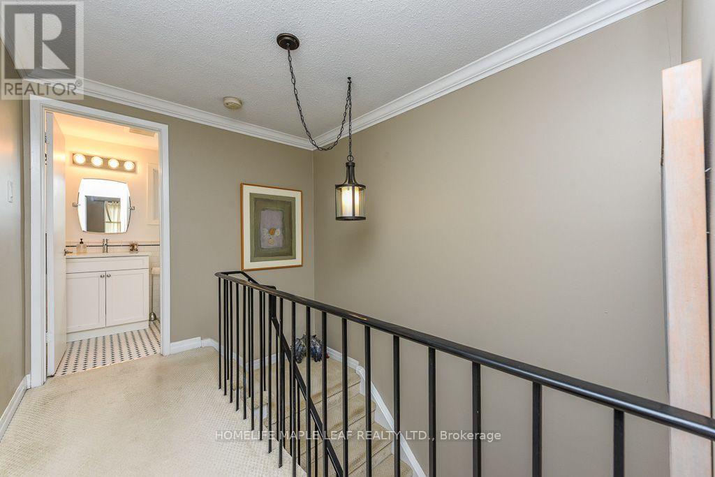 30 PRIMROSE CRESCENT - 24