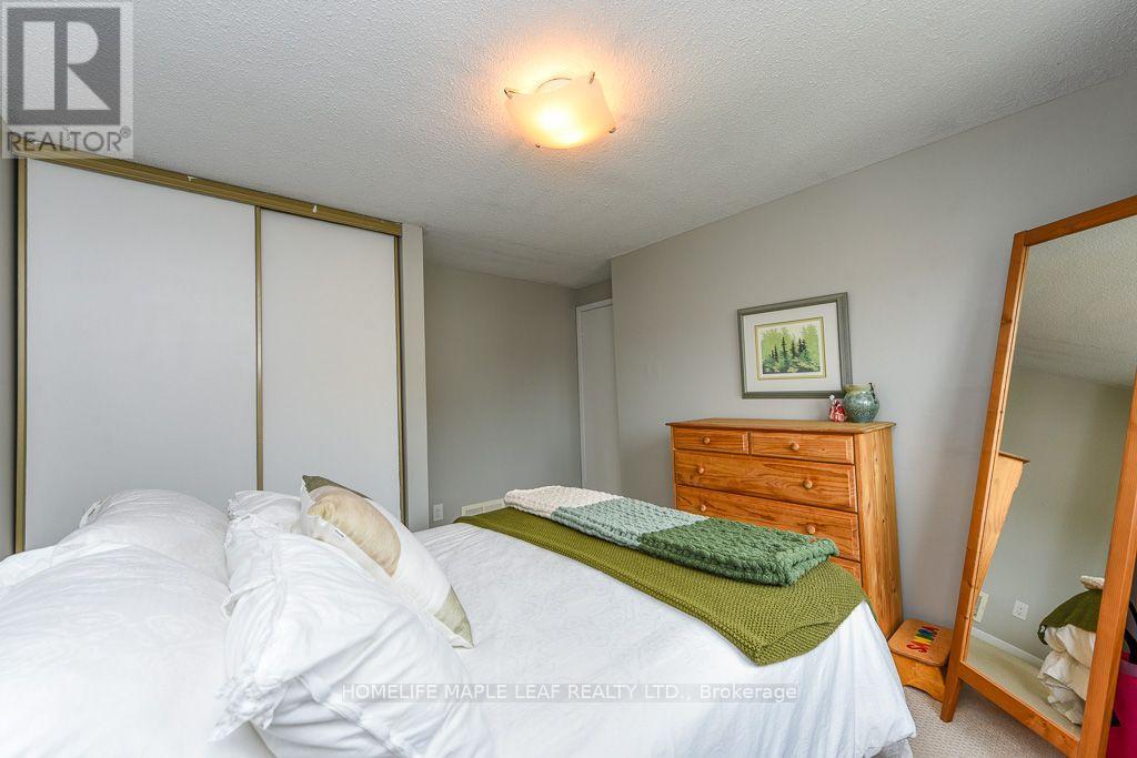 30 PRIMROSE CRESCENT - 28