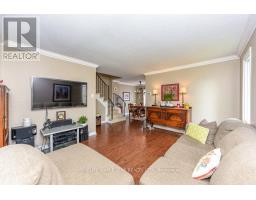 30 Primrose Crescent, Brampton, ON L6Z1E2 Photo 13