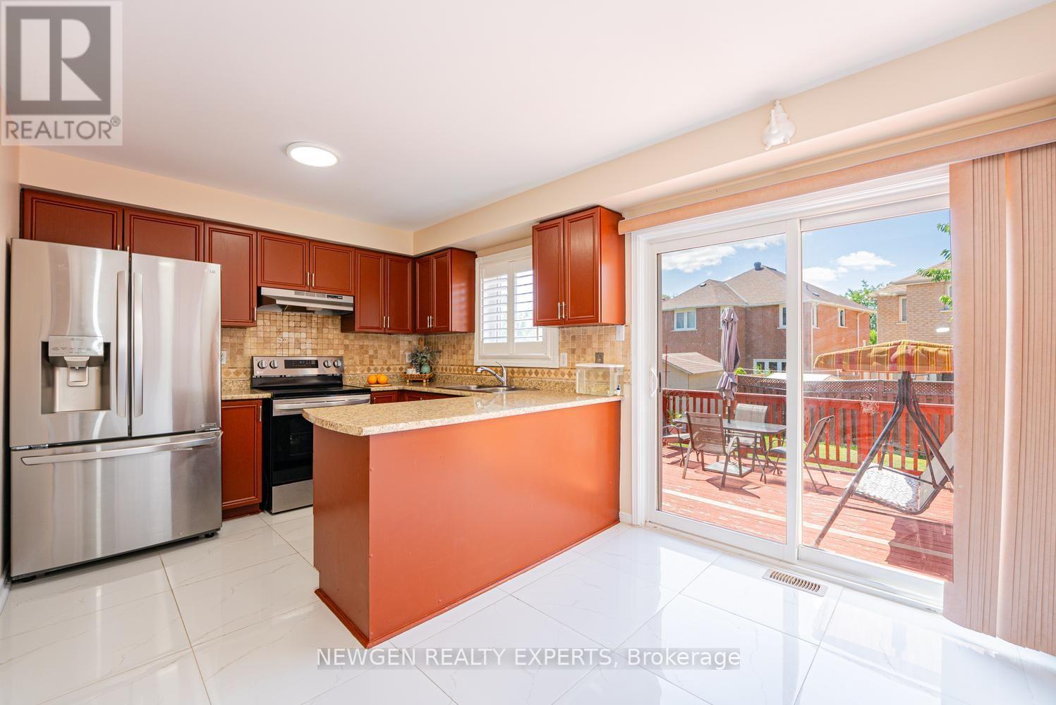 42 MCCLEAVE CRESCENT - 20