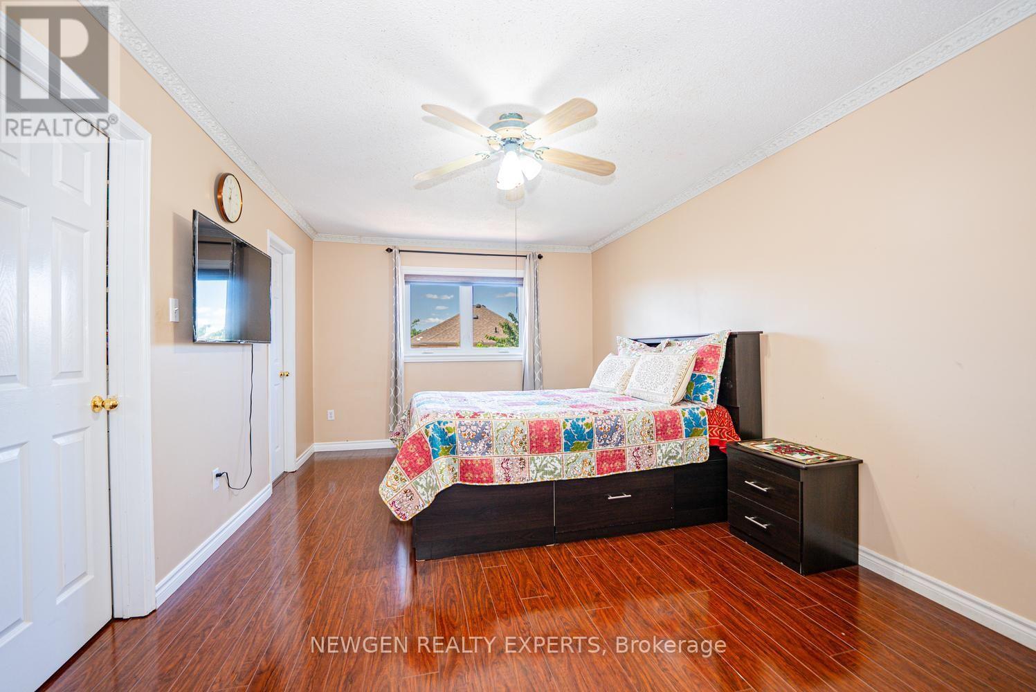 42 MCCLEAVE CRESCENT - 28