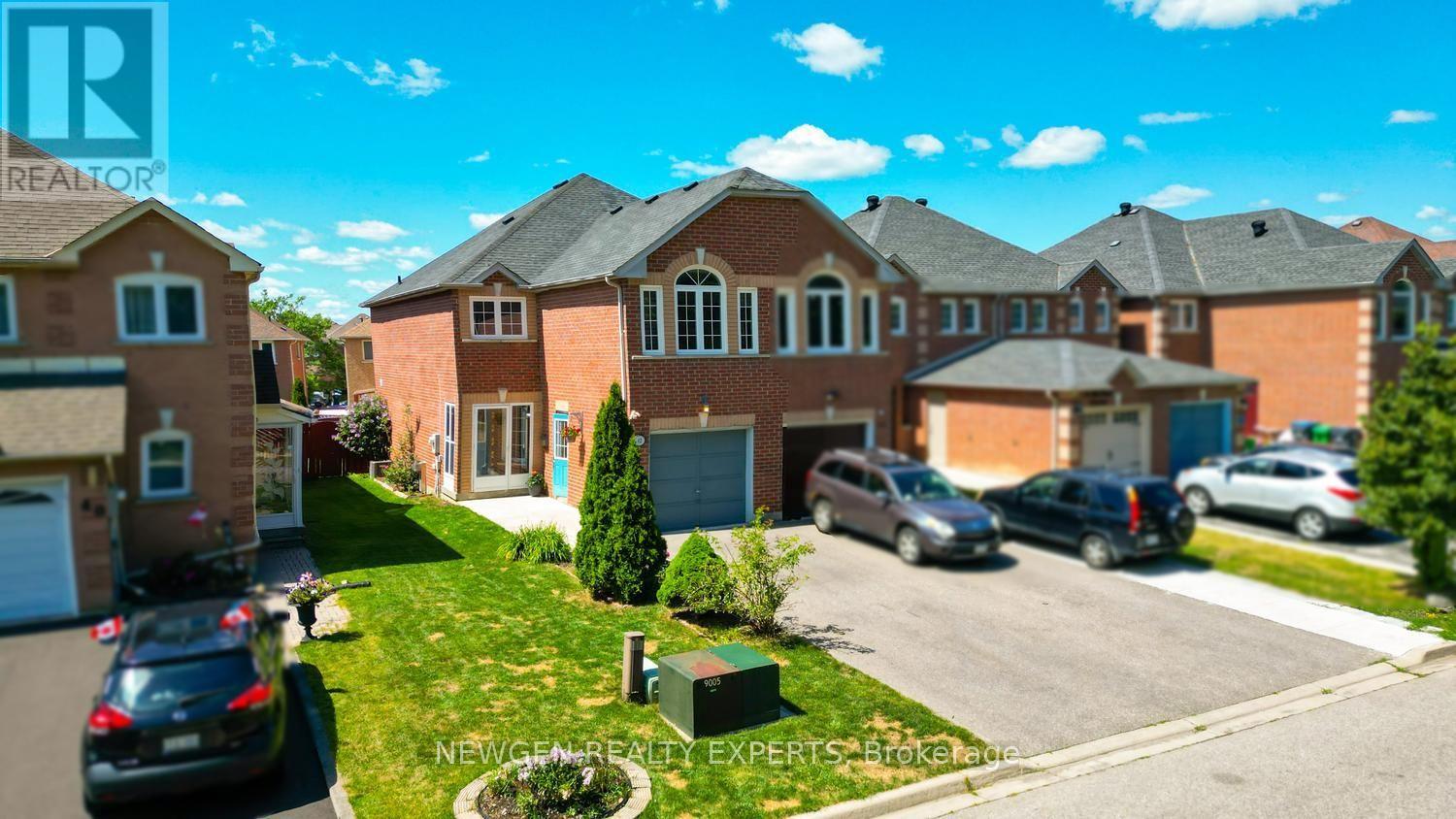 42 MCCLEAVE CRESCENT - 3