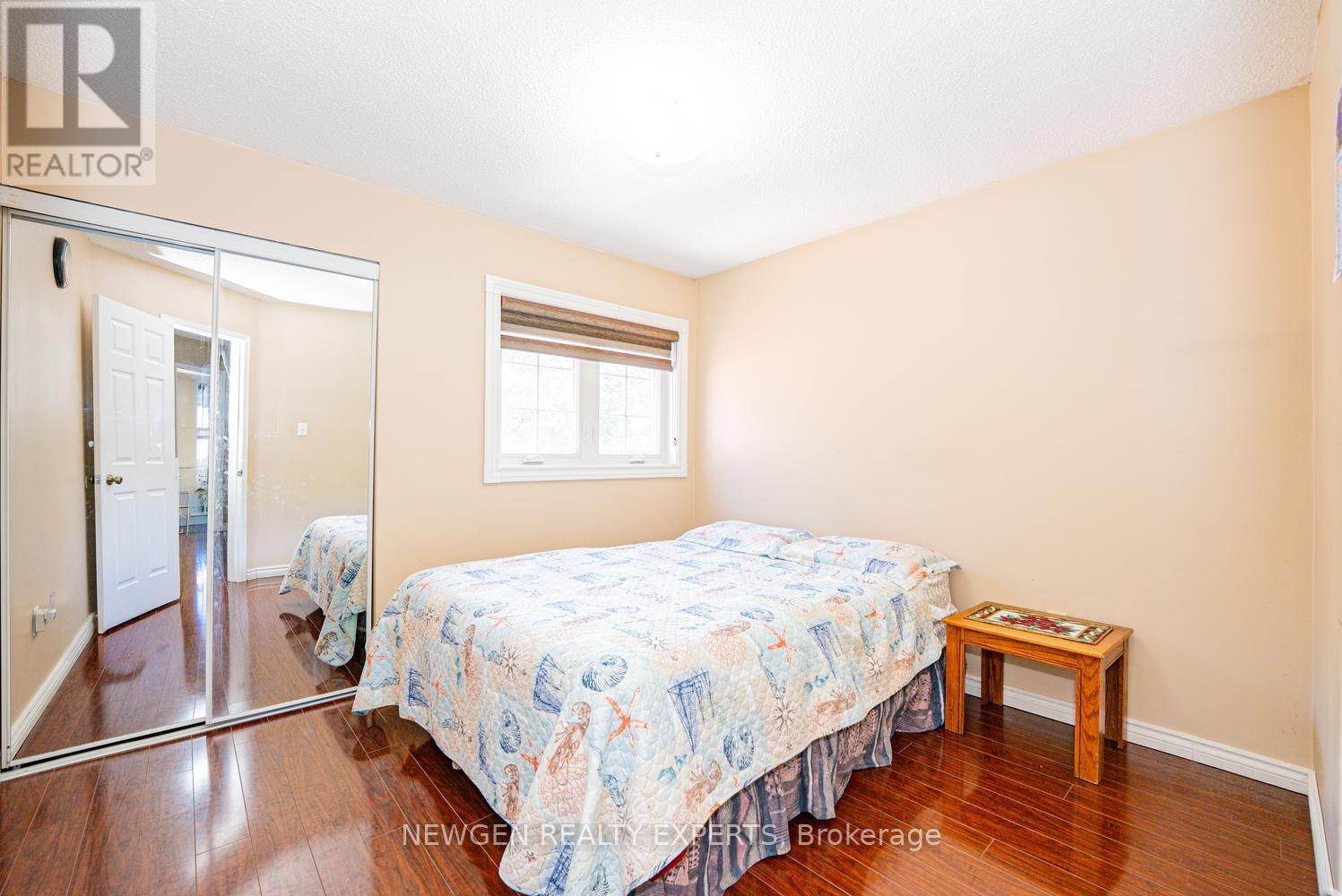 42 MCCLEAVE CRESCENT - 34