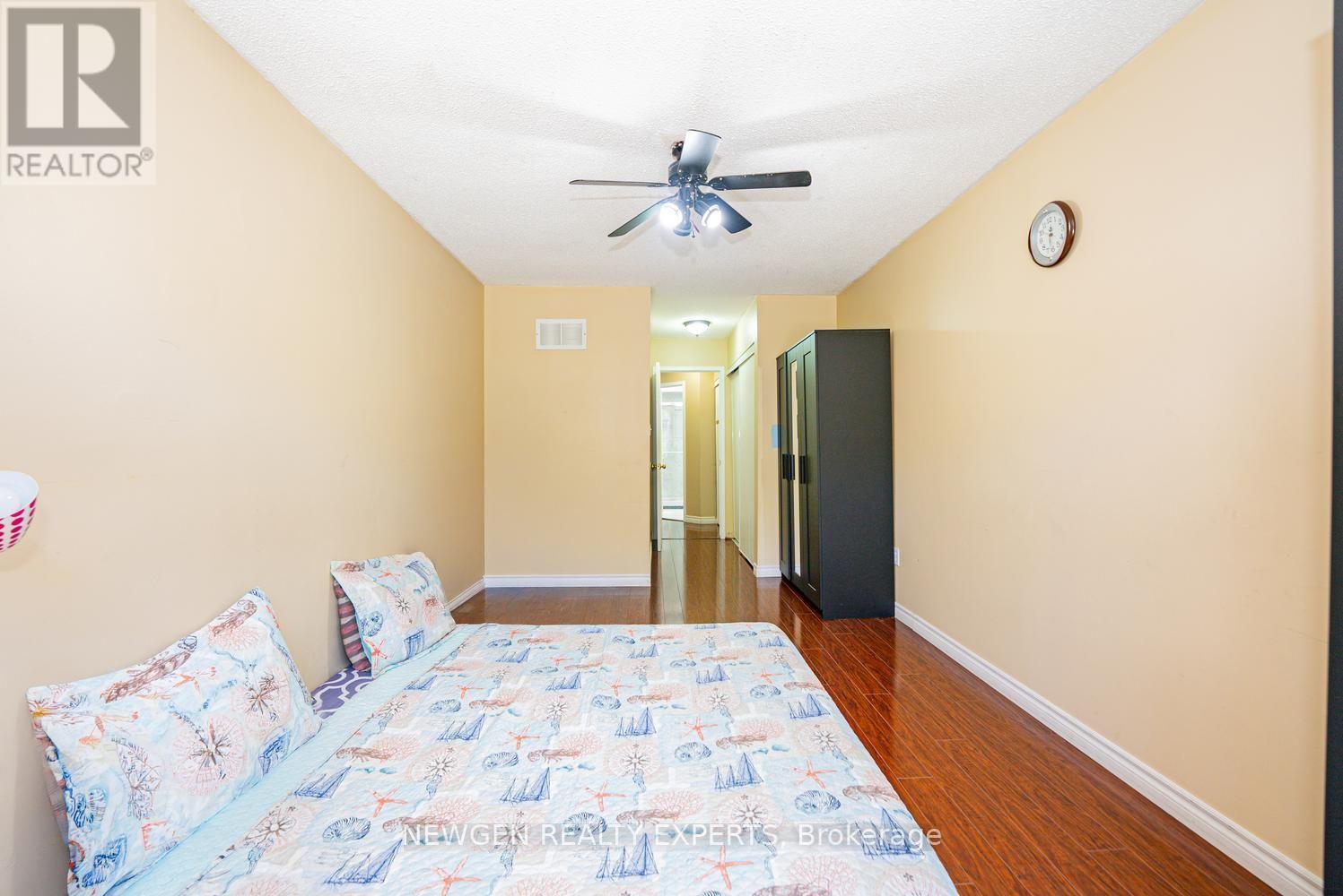 42 MCCLEAVE CRESCENT - 37