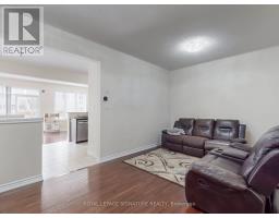 Bedroom 3 - 30 Walbrook Road, Brampton, ON L6X4N4 Photo 8