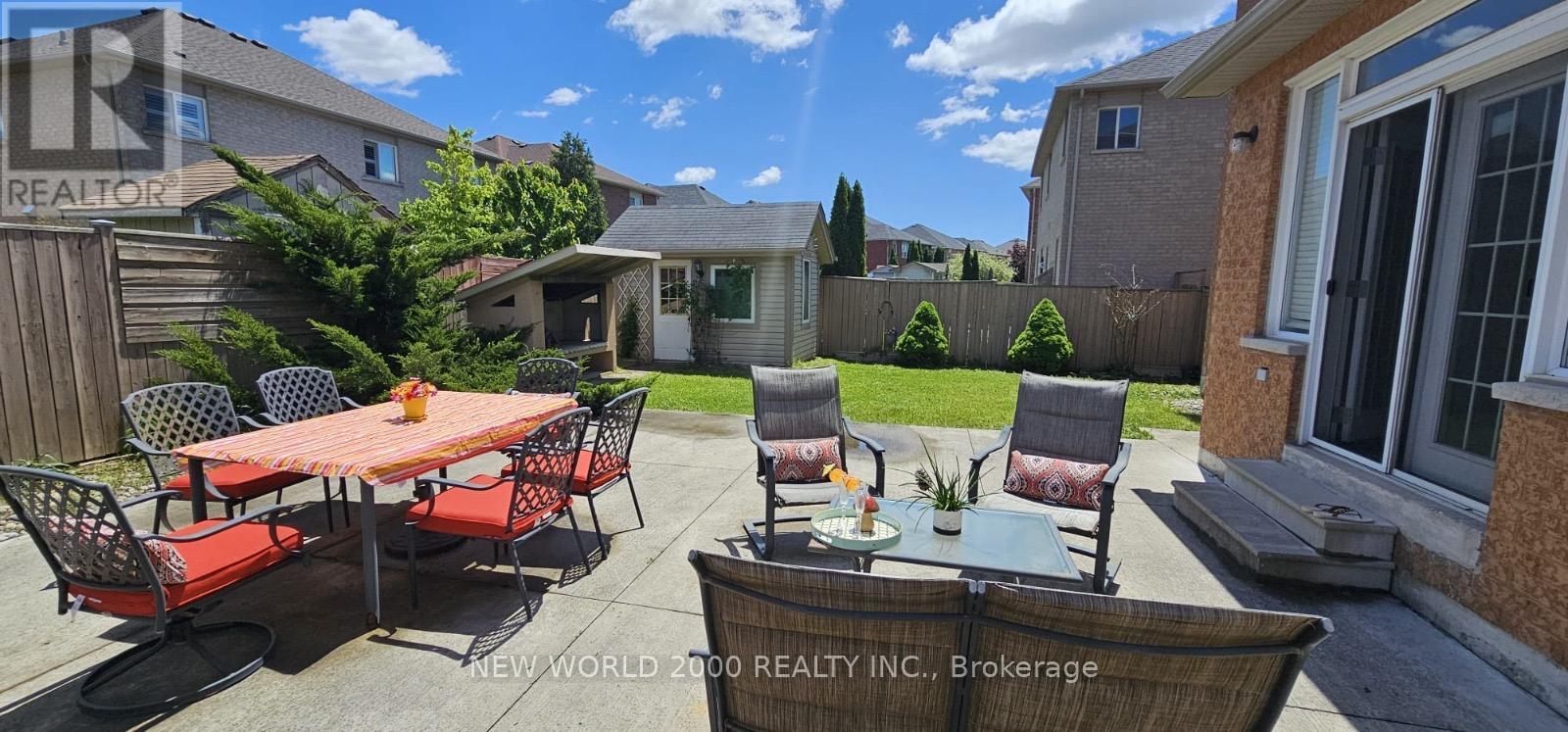 137 FITZGERALD CRESCENT - 36