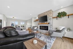 300 Caron Road N, St Francois Xavier, MB R4L1A4 Photo 13