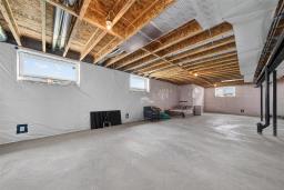 300 Caron Road N, St Francois Xavier, MB R4L1A4 Photo 37