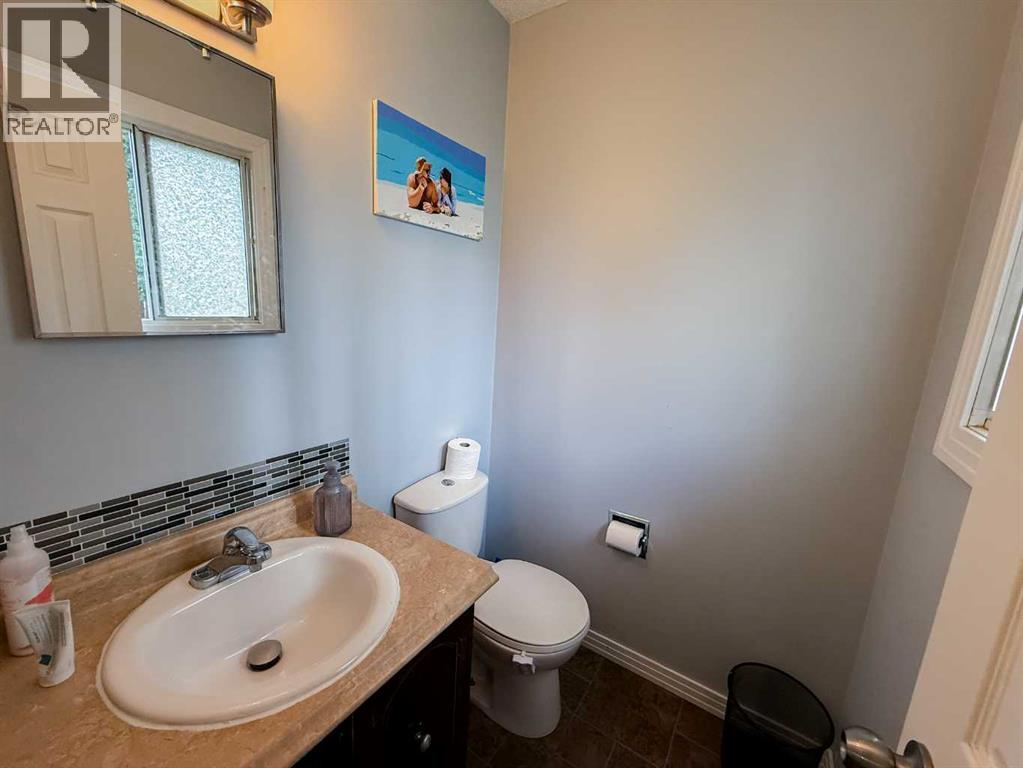 402 Mountain Street - Image 12