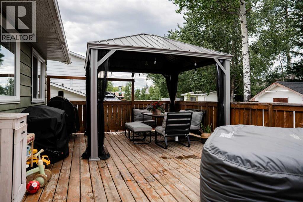 402 Mountain Street - 26