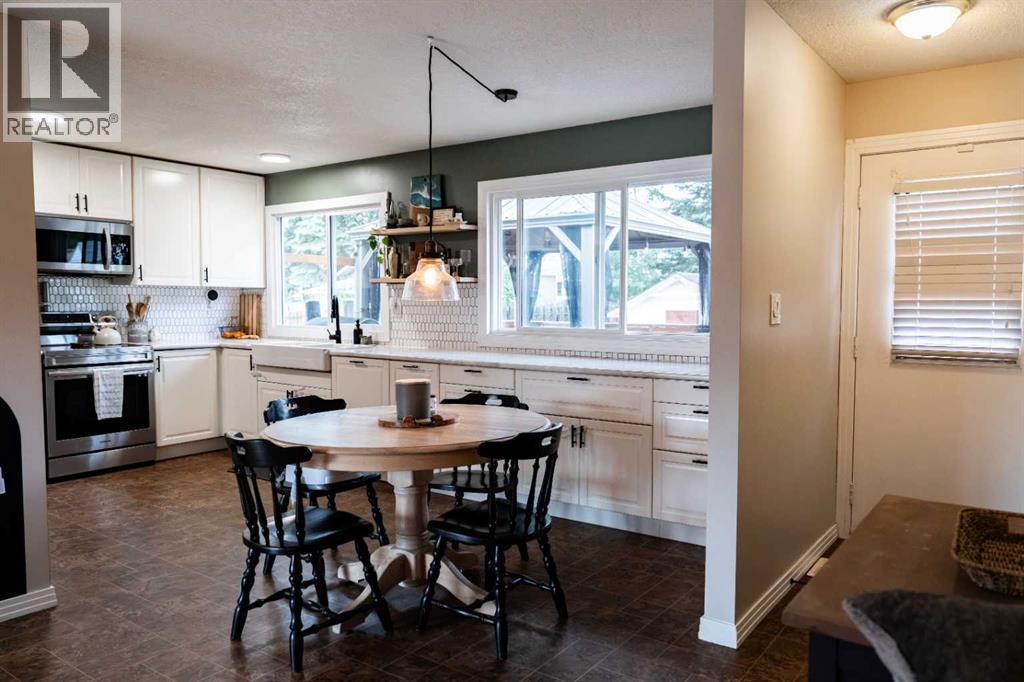 402 Mountain Street - Image 6
