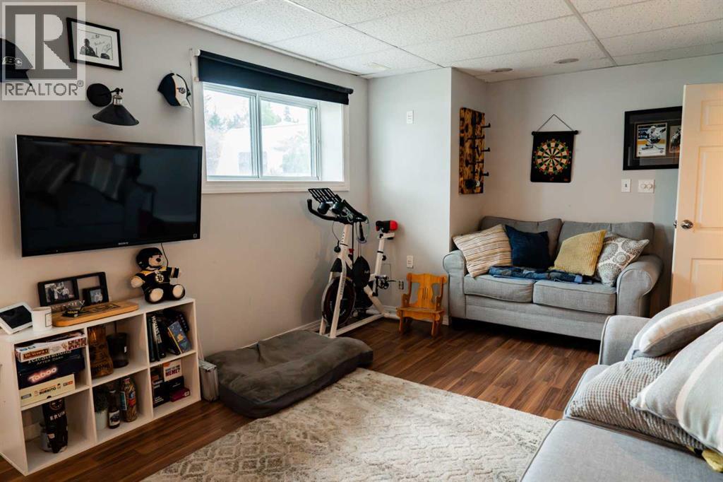 402 Mountain Street - 17