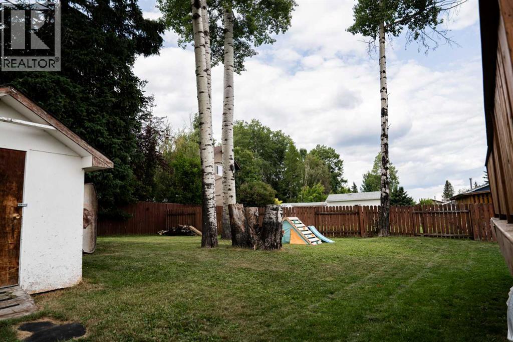 402 Mountain Street - Image 25