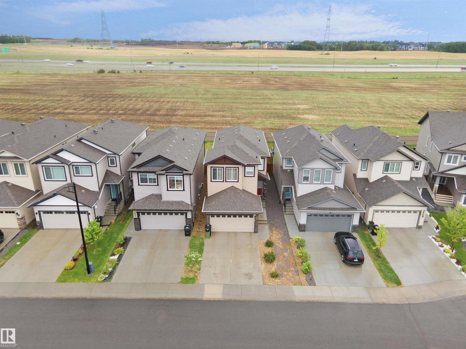 2551 12 AV NW - 1