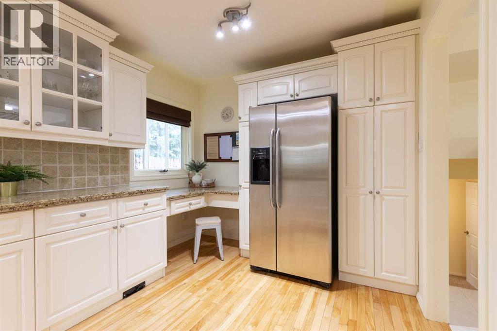 11 Greenwood Court SW - Image 15