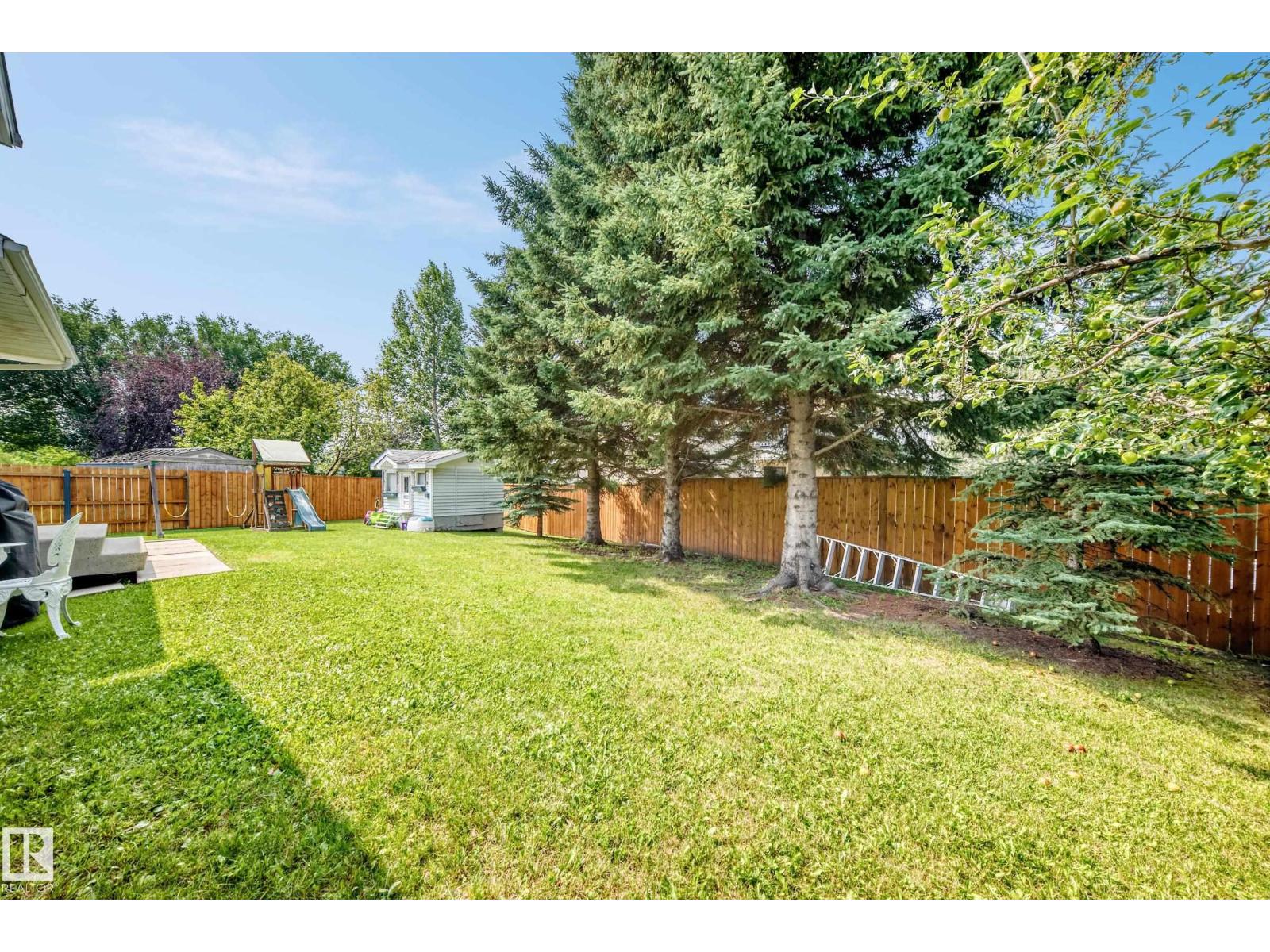 2404 37 ST NW - Image 24
