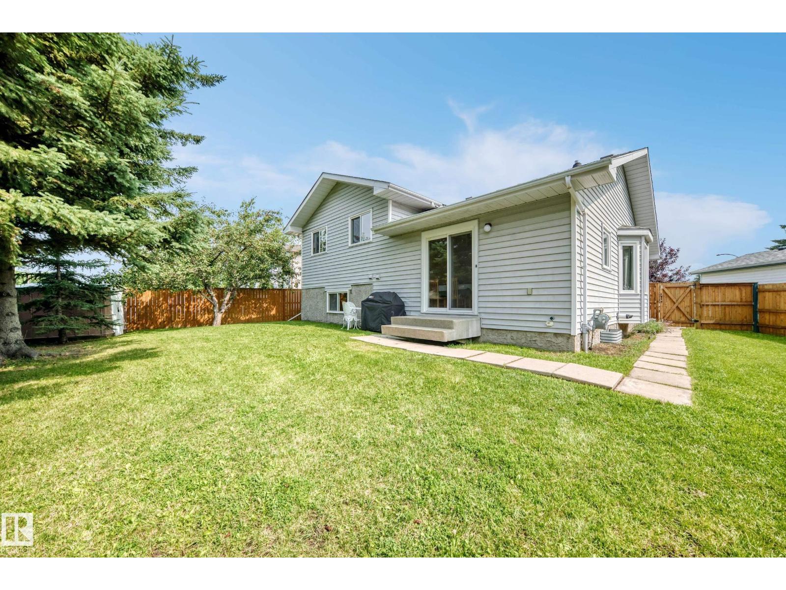 2404 37 ST NW - Image 21