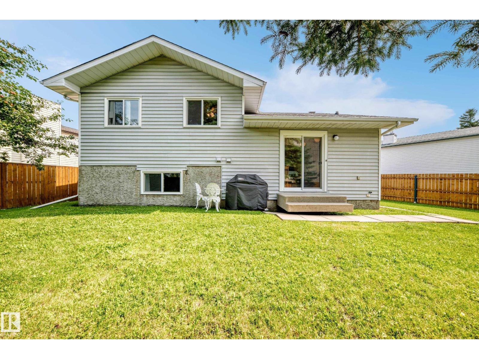 2404 37 ST NW - Image 22