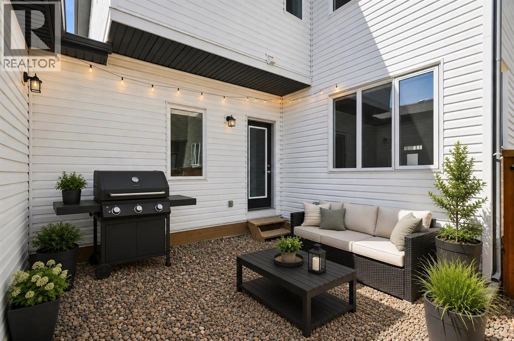 199 Carringham Road NW - 42